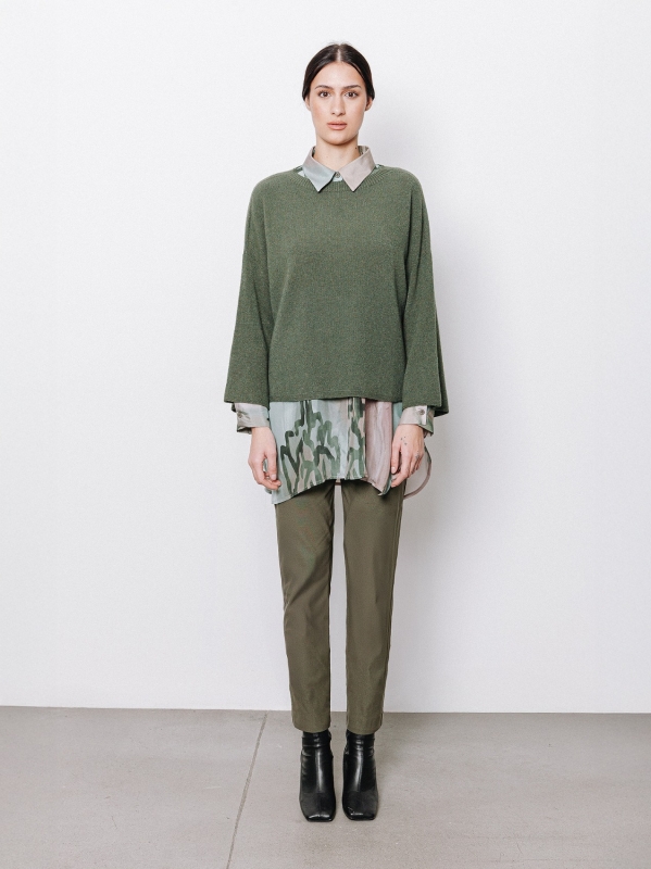 Maglia in viscosa con maniche ampie