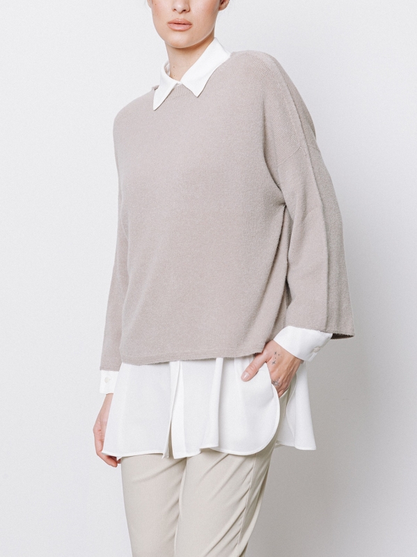 Maglia in viscosa con maniche ampie