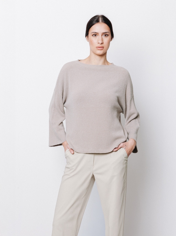 Maglia in viscosa con maniche ampie