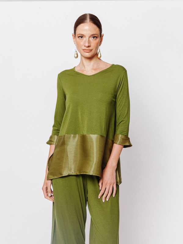 T-shirt con inserto #IRIDESCENTE