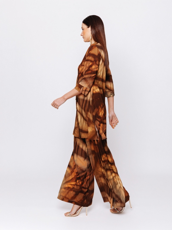 Camicia Svasata in Viscosa Stampata “Terre in Movimento”