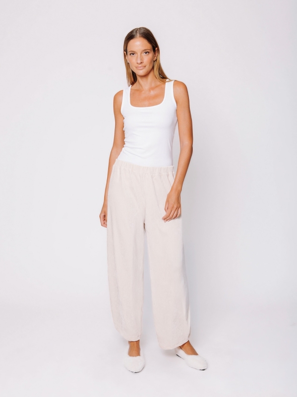 Gaucho trousers in stretch micro-ribbed velvet