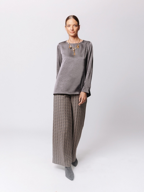 Crew Neck Wavy Satin T-Shirt
