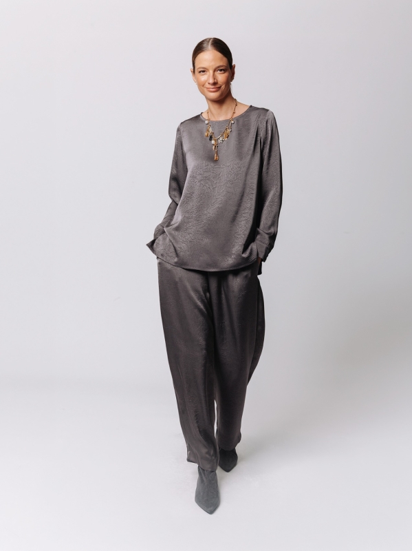Crew Neck Wavy Satin T-Shirt