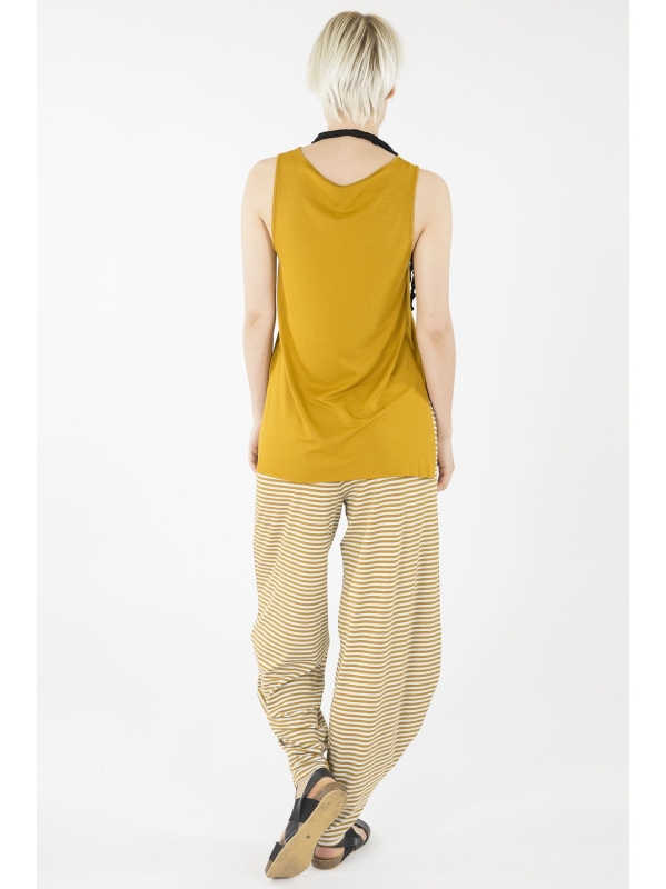 Pantalone rigato con gamba ampia