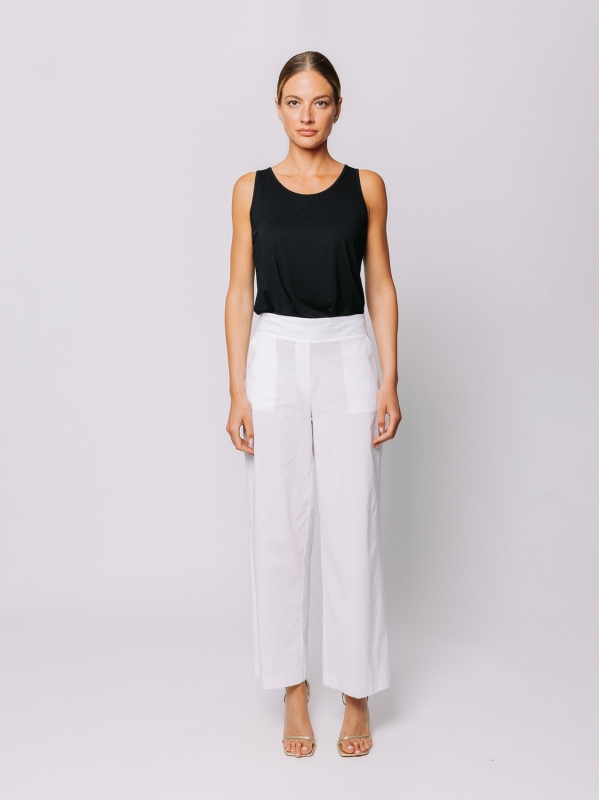 Pantalone ampio con tasche