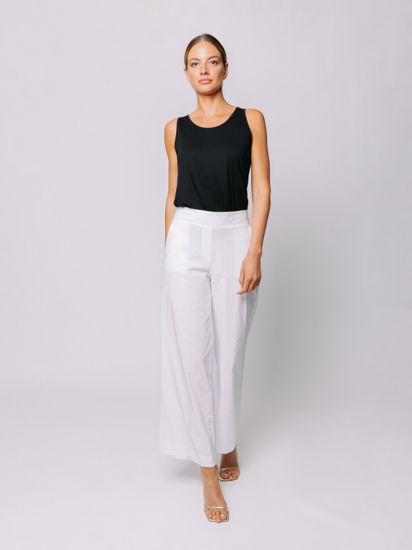 Pantalone ampio con tasche