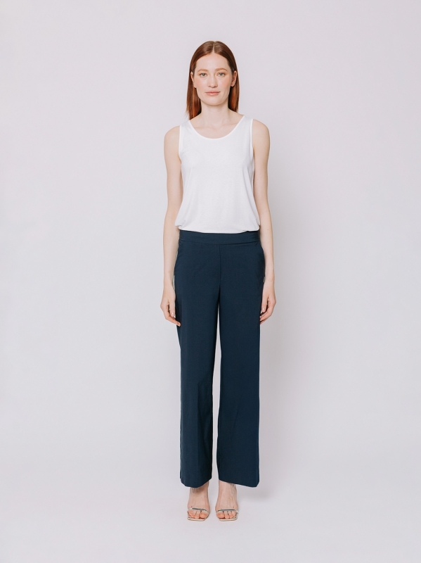 Pantalone ampio con tasche
