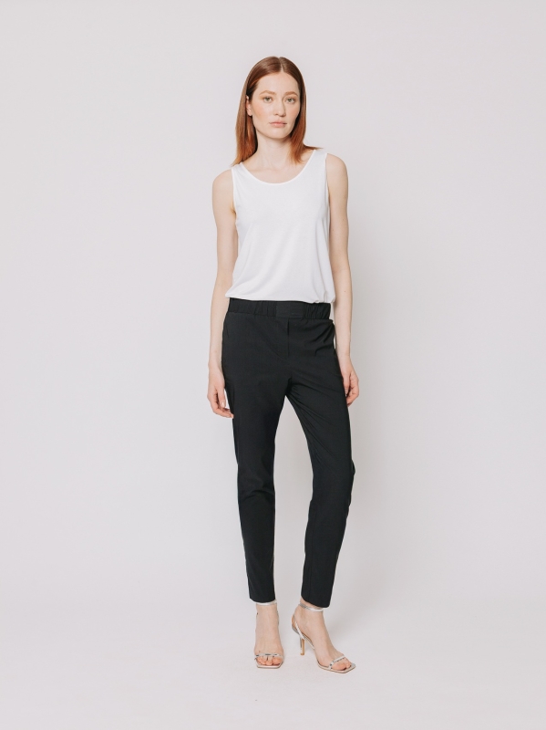 Pantaloni a sigaretta