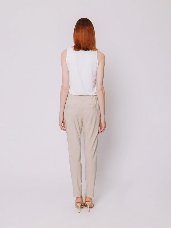 Pantaloni a sigaretta