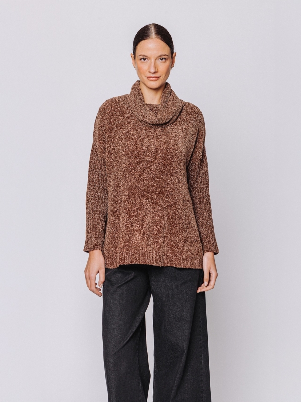 Maglia collo alto in ciniglia