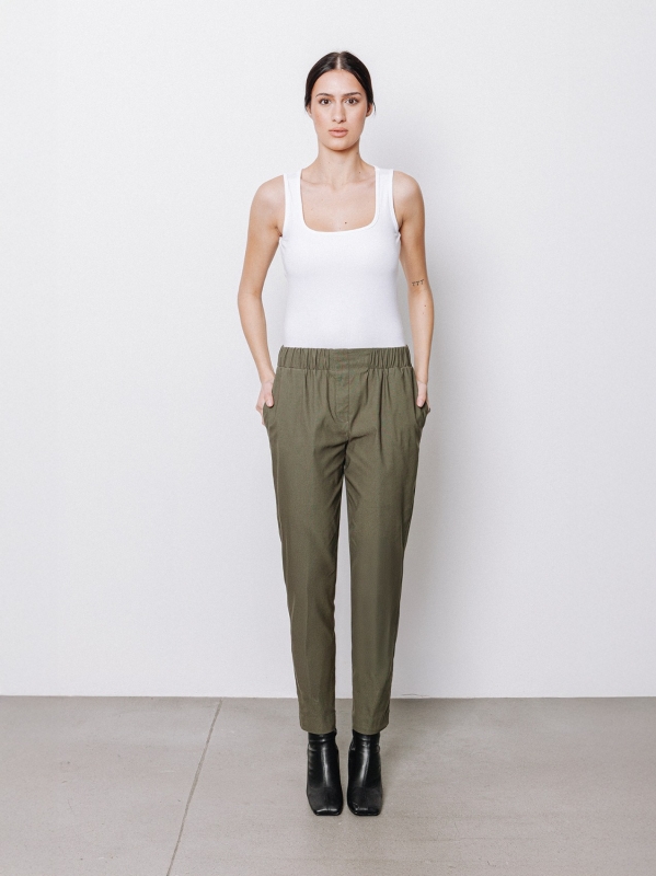 Pantaloni a sigaretta