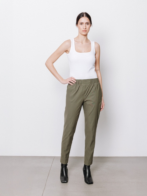 Pantaloni a sigaretta