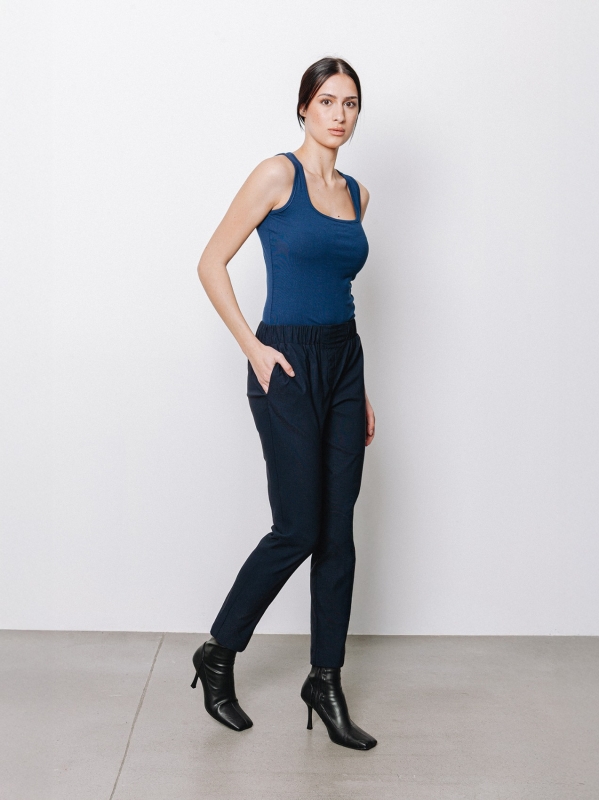 Pantaloni a sigaretta