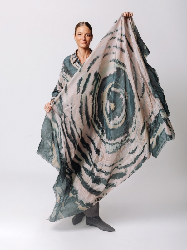 100% silk scarf “Terra & Materia”