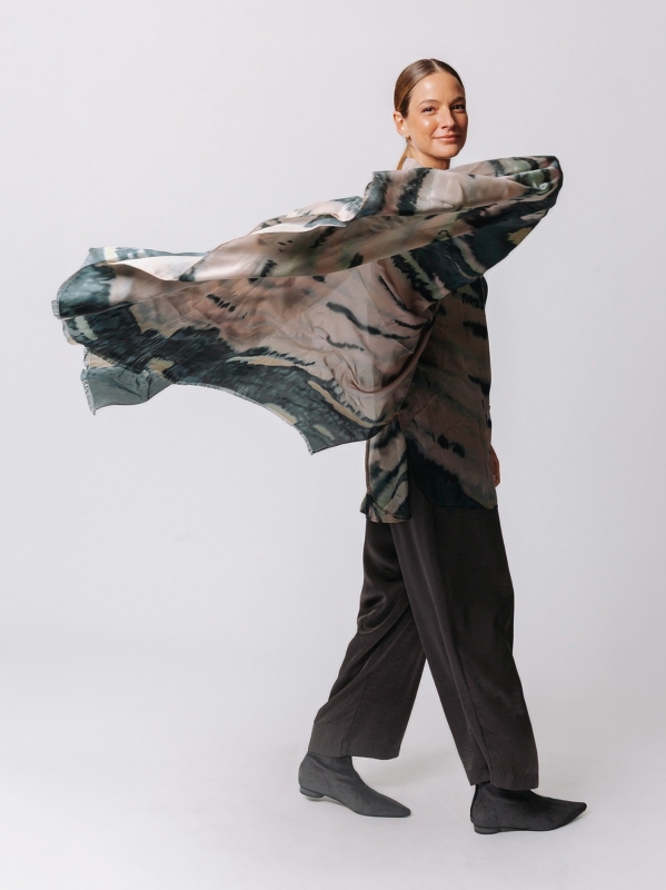 100% silk scarf “Terra & Materia”