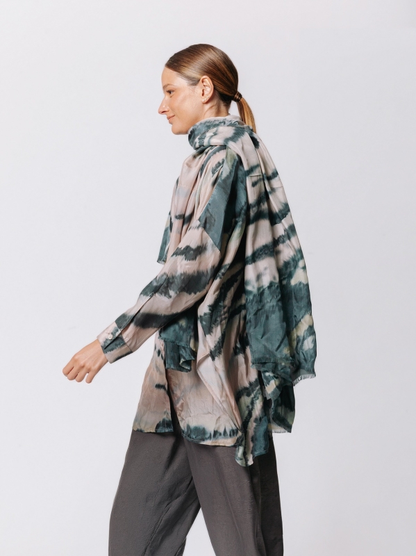 100% silk scarf “Terra & Materia”