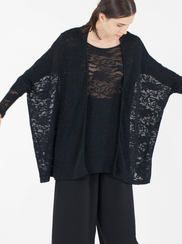 Cardigan poncho in pizzo