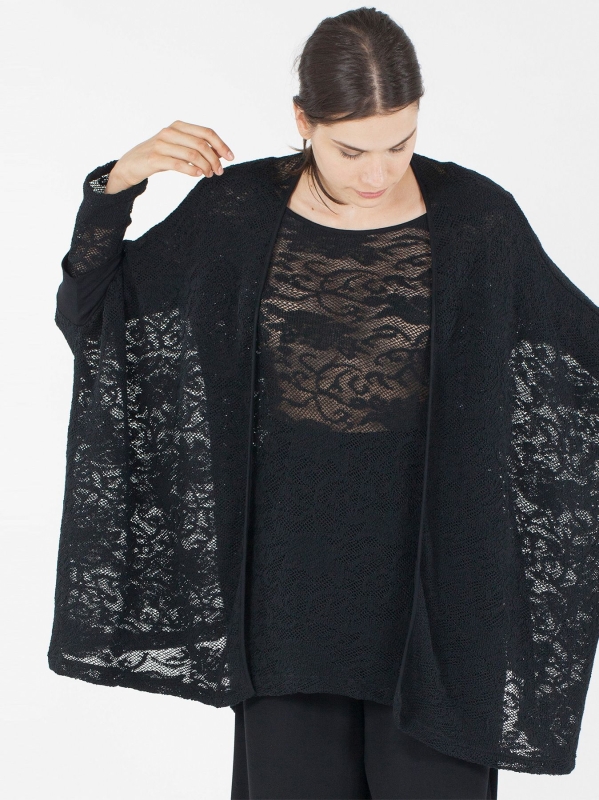 Cardigan poncho in pizzo