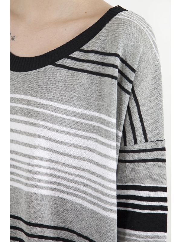 Maglia scatoletta rigata