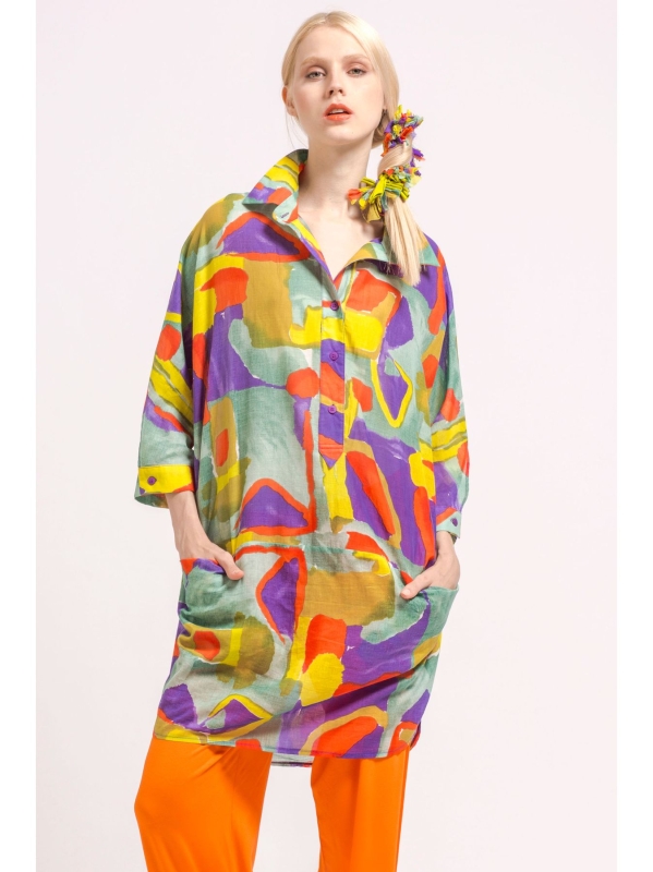 Camicia a uovo con stampa impressionista
