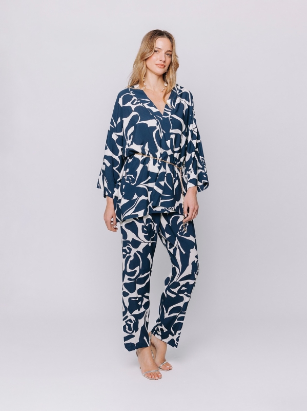 BLUE FOLIAGE Kimono Jacket