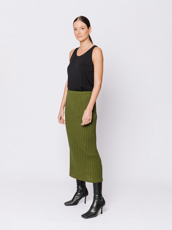 Gonna in lana a costine verticali