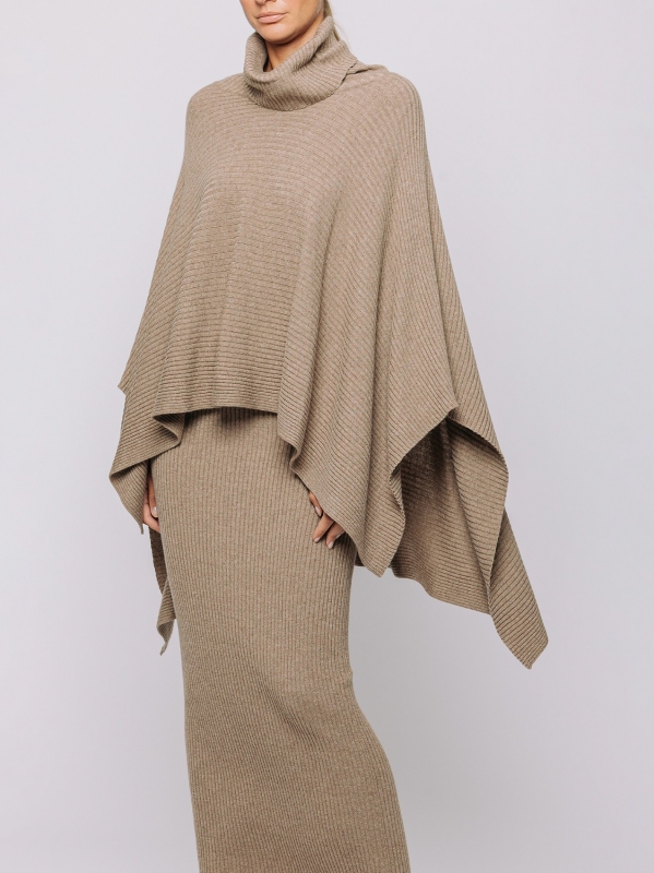 Maxi poncho in lana merino