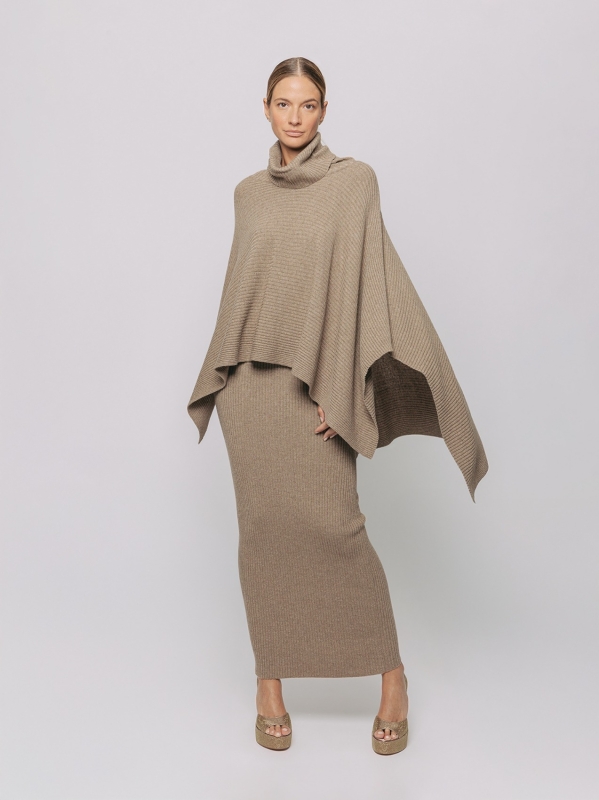 Maxi poncho in lana merino