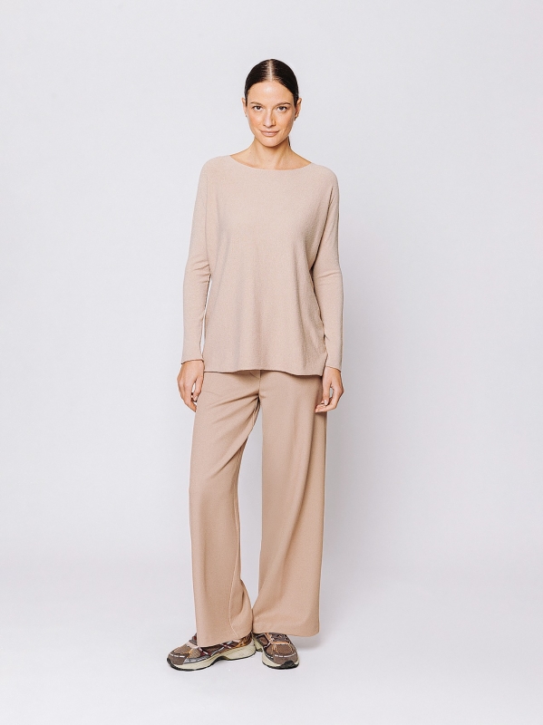 Maglia in viscosa con scollo rotondo