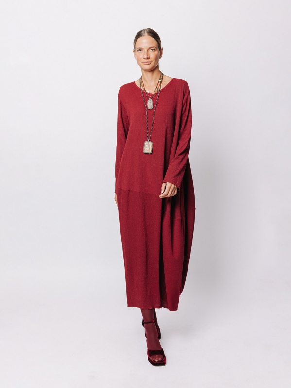 Egg-Shape-Kleid aus geprägtem Stoff