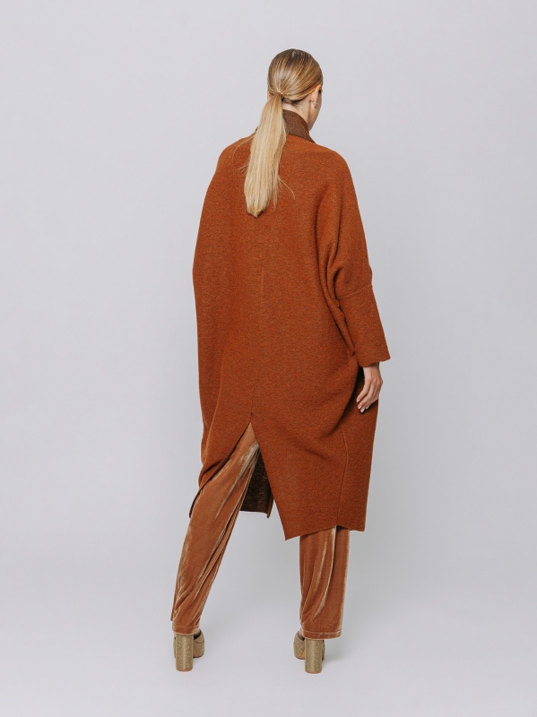 Maxi cardigan in lana cotta