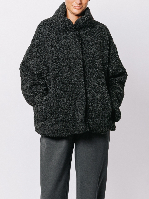 Eco-fur jacket with bouclé workmanship