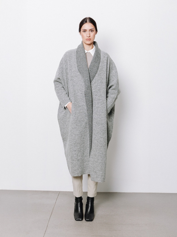 Maxi cardigan in lana cotta