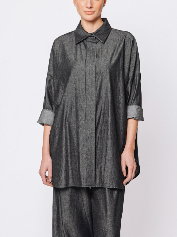 Midali Toujours shirt jacket in chambray jeans