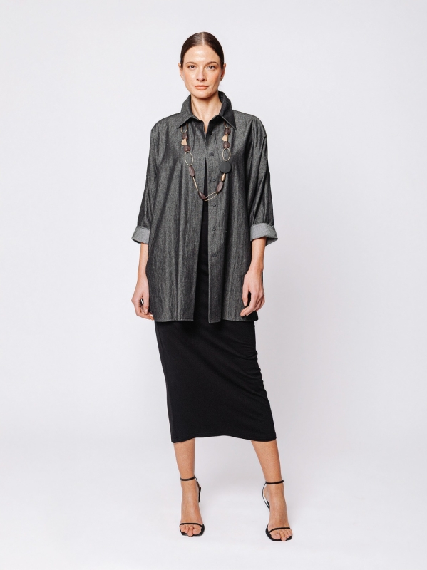 Midali Toujours shirt jacket in chambray jeans