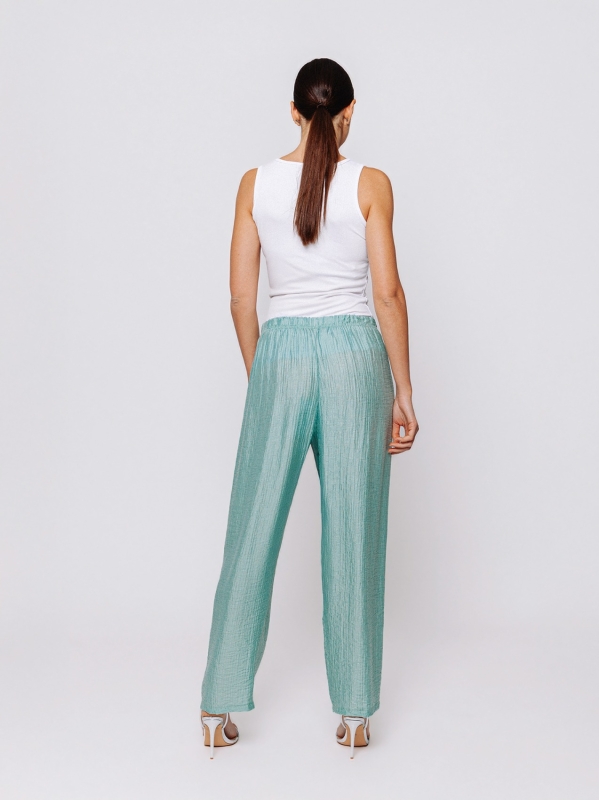 Schmal zulaufende Hose aus doppeltem Jacquard-Gaze mit elastischem Bund