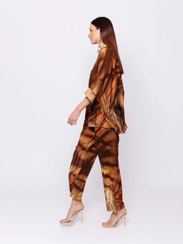 Camicia Over in Viscosa Stampata “Terre in Movimento”