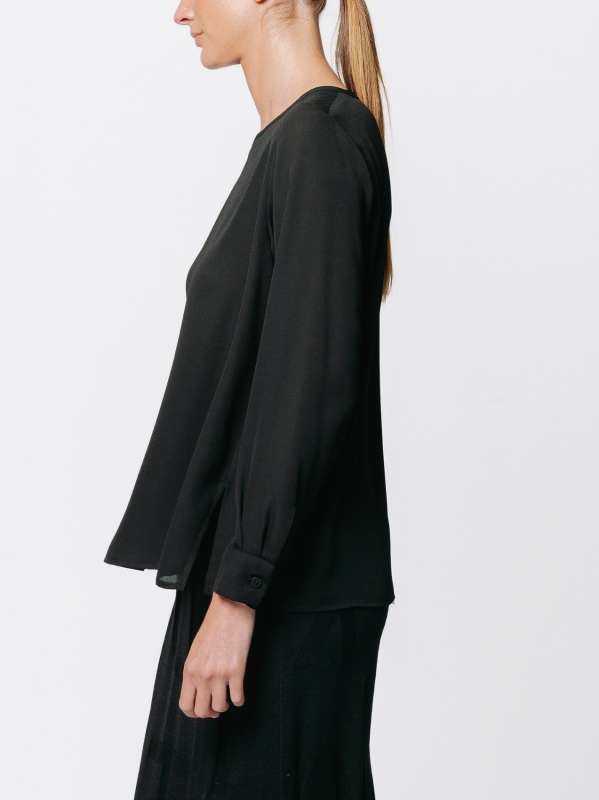 T-shirt Svasata in Tripla Georgette