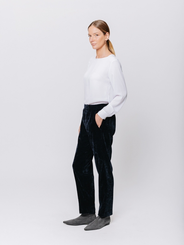 Stretch micro-ribbed velvet cigarette trousers
