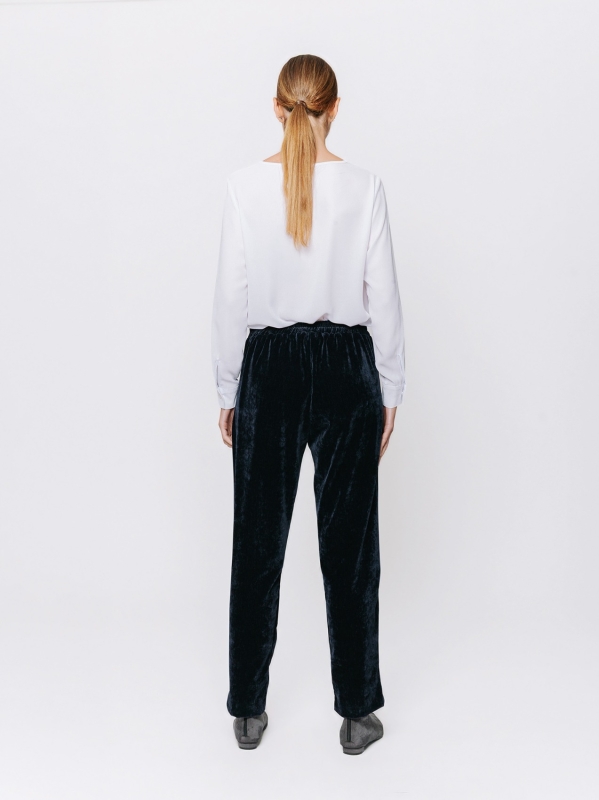 Stretch micro-ribbed velvet cigarette trousers