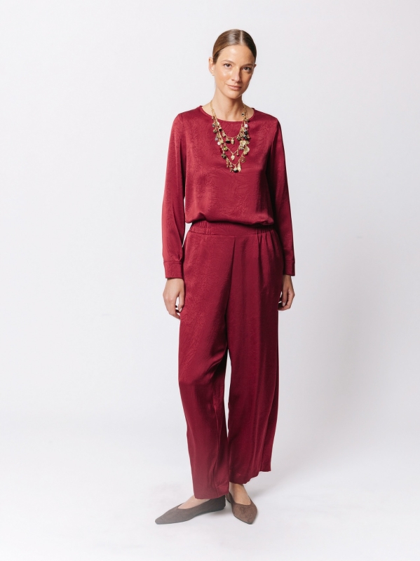 Wide Leg Trousers in Wavy Satin