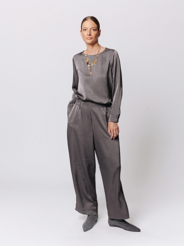 Wide Leg Trousers in Wavy Satin