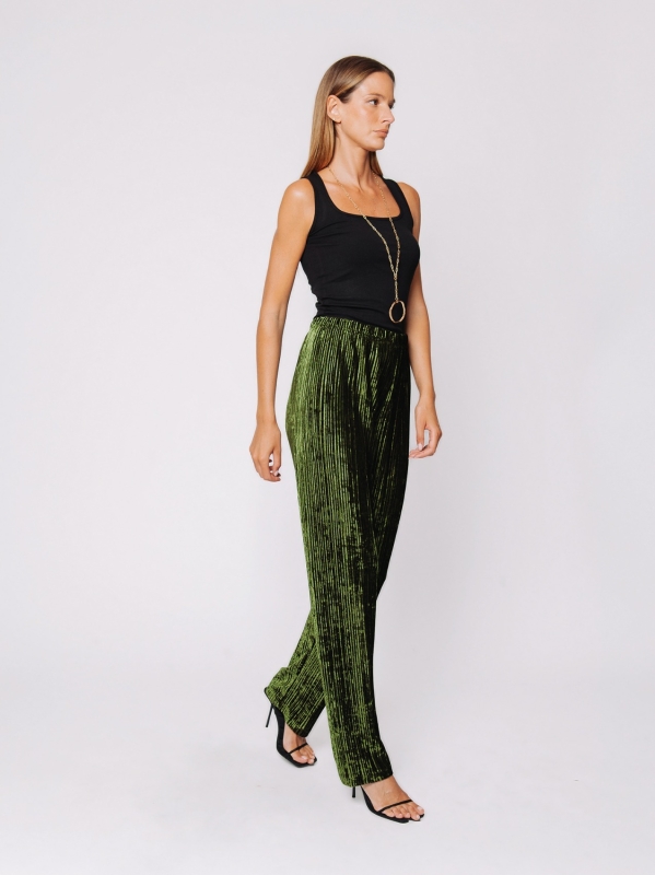 Pantalone affusolato in velluto plissé