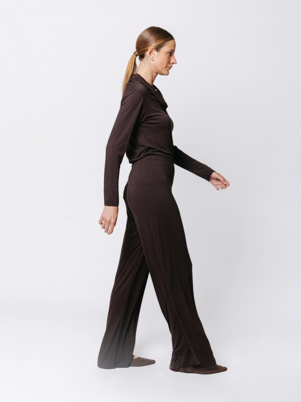 Straight-leg trousers in viscose jersey