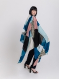 Scopri la sciarpa con stampa patchwork di Martino Midali, in tessuto 100% cotone, per la collezione primavera estate 2022